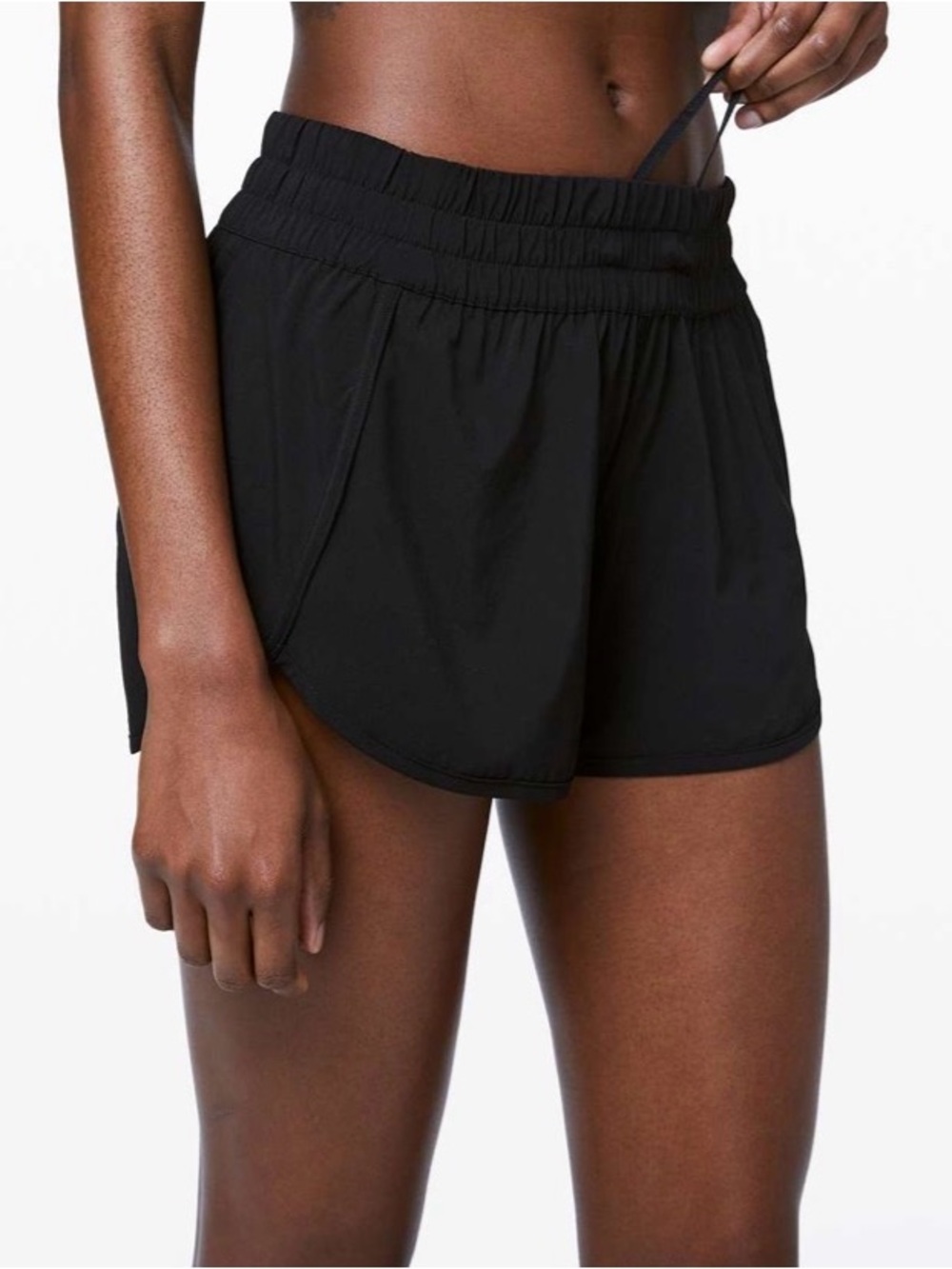 Lululemon Tracker Short V *4"